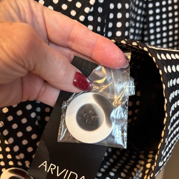 ARVIDA BLACK/WHITE POLKA DOTS BLAZER Size 10  NWT - Picture 7 of 8